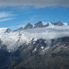 Kurzbericht – Alpingruppe am Gipfel – Mönch, Eiger Mittellegigrat | Blinnenhorn, Jegihorn, Weissmies, Lagginhorn
